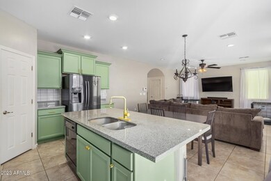 418 N 119th Dr, Avondale, AZ 85323 - photo 2