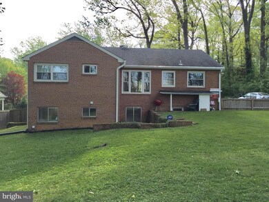 2134 Greenwich St, Falls Church, VA 22043 - photo 3