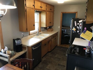 3922 Veralta Dr, Cedar Falls, IA 50613 - photo 4