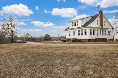 515 Main St, Parsons, KS 67357 - photo 3