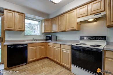 1801 Brink Dr, Anchorage, AK 99504 - photo 6