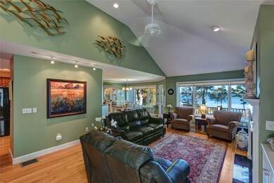 139 Cushing Rd, Newmarket, NH 03857 - photo 3