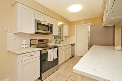 1420 E Stetson Dr-16