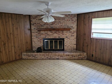 5028 Mcmanus Dr, Jacksonville, FL 32210 - photo 3