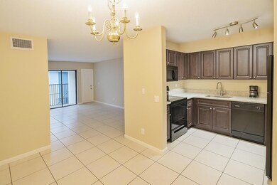 11340 Royal Palm Blvd unit 11340, Coral Springs, FL 33065 - photo 6