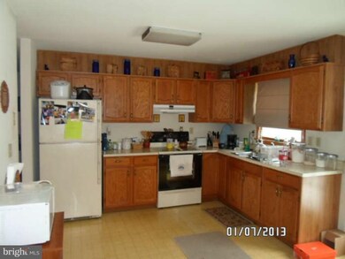 96 Rock Spring Ln, Shepherdstown, WV 25443 - photo 4