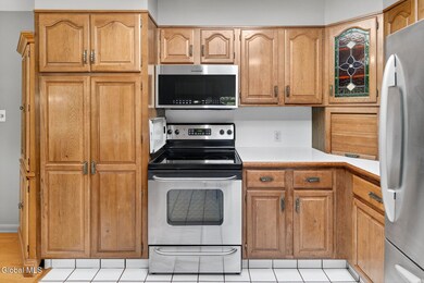 161 Dahlia St, Schenectady, NY 12306 - photo 7