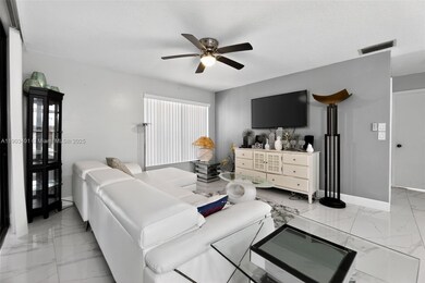 2741 Carambola Cir S unit 1916, Coconut Creek, FL 33066 - photo 4
