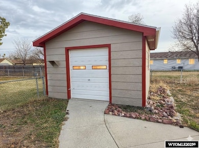 3674 Campbell Dr, Torrington, WY 82240 - photo 2