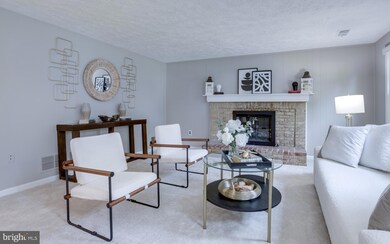 9216 Burnetta Dr, Annandale, VA 22003 - photo 5