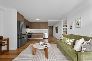 1515 Liona St unit 3707, Honolulu, HI 96814 - photo 5