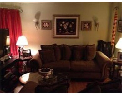 45 Narragansett St unit 47, Springfield, MA 01107 - photo 3