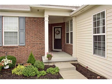 12815 Barons Ct, Fishers, IN 46037 - photo 2