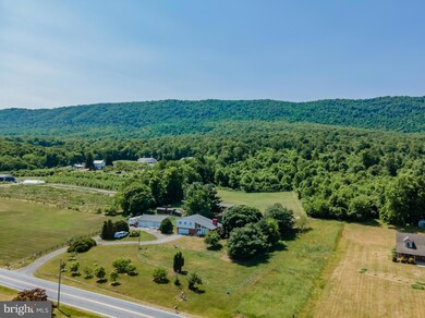 1007 Apple Way, Saint Thomas, PA 17252 - photo 4