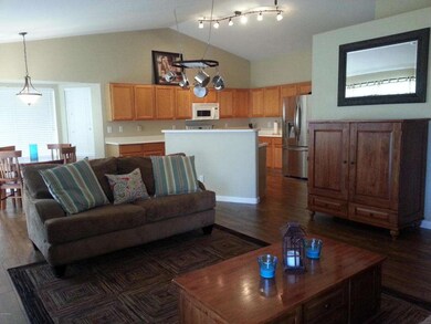FamilyRoom1