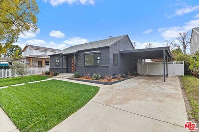 13934 Peach Grove St, Sherman Oaks, CA 91423 - photo 2