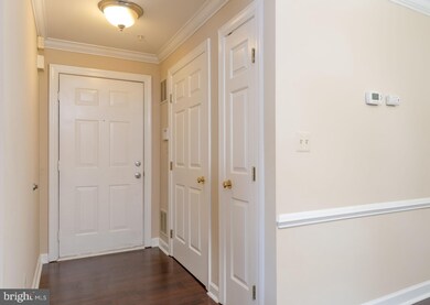 9220 Cardinal Forest Ln unit 9220D, Lorton, VA 22079 - photo 3