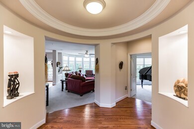 15430 Symondsbury Way, Upper Marlboro, MD 20774 - photo 2