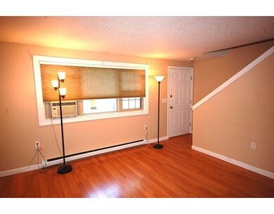 274 W Central St unit 274, Franklin, MA 02038 - photo 4