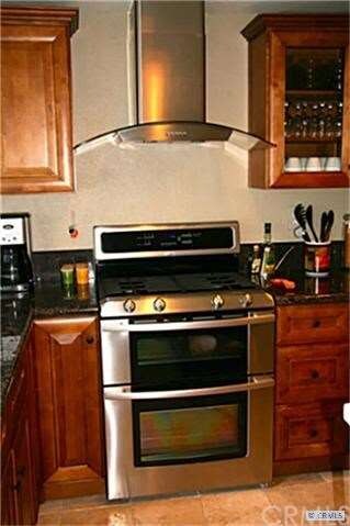 Whirlpool gas double oven.