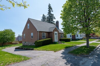 30 Collins St, Worcester, MA 01606 - photo 2