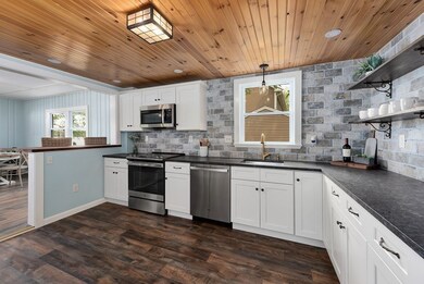 52 Lake Attitash Rd, Amesbury, MA 01913 - photo 5