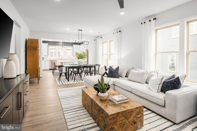 46433 Beartown Dr, Sterling, VA 20164 - photo 4