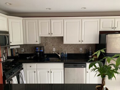 413 E 8th St unit 2, Boston, MA 02127 - photo 4