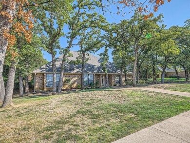 1521 Donna Ln, Bedford, TX 76022 - photo 2