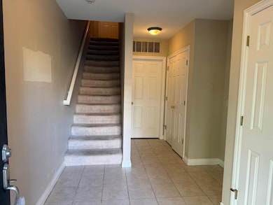 5705 Hampshire Ln unit 67, Ypsilanti, MI 48197 - photo 2