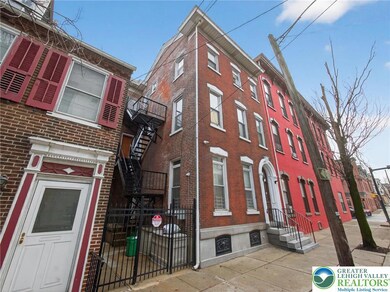 542 W Walnut St unit 1, Allentown, PA 18101 - photo 2