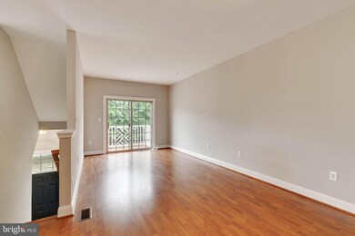 46340 Pryor Square, Sterling, VA 20165 - photo 4