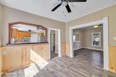 145 Shady Grove Rd, Lancing, TN 37770 - photo 7