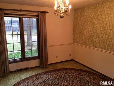 4104 Belle Ave, Davenport, IA 52807 - photo 3