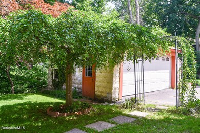 20 Stearns Terrace, Chicopee, MA 01013 - photo 5