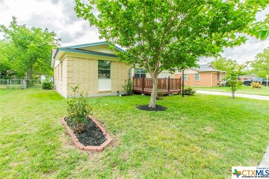 404 Nauert St, Copperas Cove, TX 76522 - photo 2