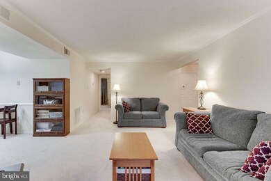 12262 Stevenson Ct, Woodbridge, VA 22192 - photo 5