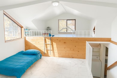 301 Perry St, Mount Shasta, CA 96067 - photo 7