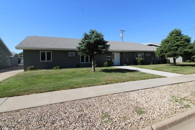 4 plex