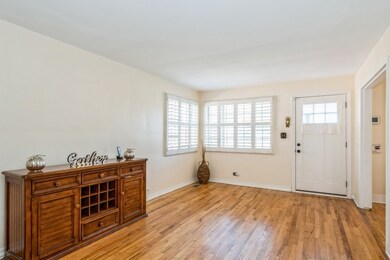 822 Westchester Blvd, Westchester, IL 60154 - photo 3