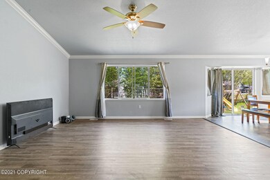 Main_Living_Area_1