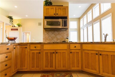 2409 Wyndham Place S, Columbus, IN 47203 - photo 4