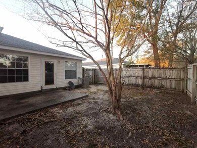 2459 Trailwood Dr, Cantonment, FL 32533 - photo 4