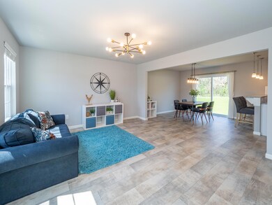 10374 Schrier Ln, Portage, MI 49024 - photo 5