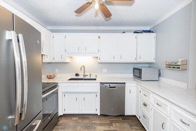 804 10th St S unit A6, Fargo, ND 58103 - photo 5