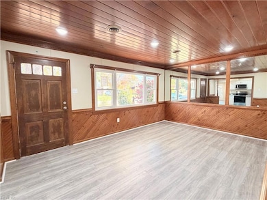 637 Cunningham Rd, Virginia Beach, VA 23462 - photo 7