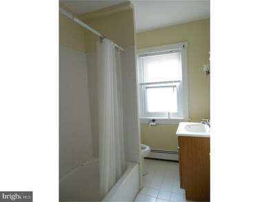 241 Union Aly, Pottstown, PA 19464 - photo 6