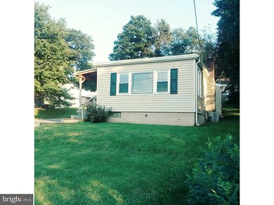 918 Upland Ave, Reading, PA 19607 - photo 4