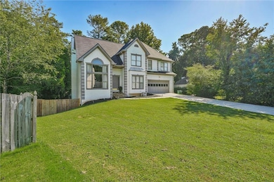 2170 Thorndale Dr SW, Lilburn, GA 30047 - photo 3