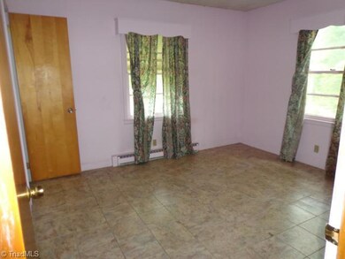 1196 Sheridan Dr, Asheboro, NC 27205 - photo 5